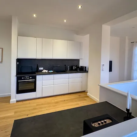 Piratenschatz - Design-wohnung Mit Privaten Spa, Kamin, Meerblick & Gym Apartamento